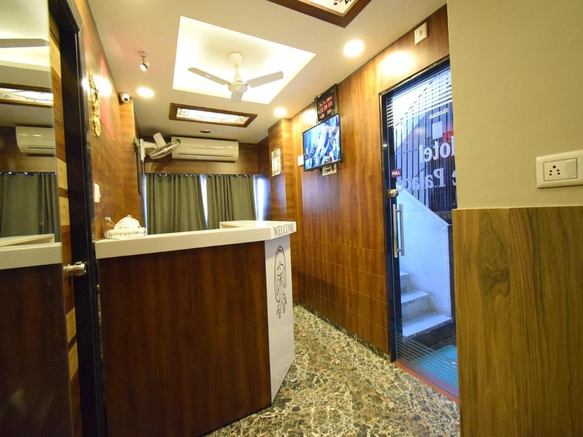 אחמדאבאד Hotel Lake Palace מראה חיצוני תמונה